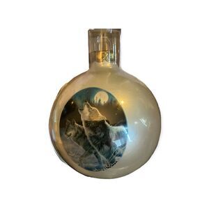 Wildlife Series Glass Ball Ornament With Wolves